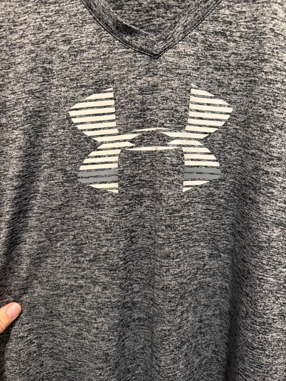 Under Armour Women's Heather Charcoal V-Neck Performance Tee - Picture 2 of 3
